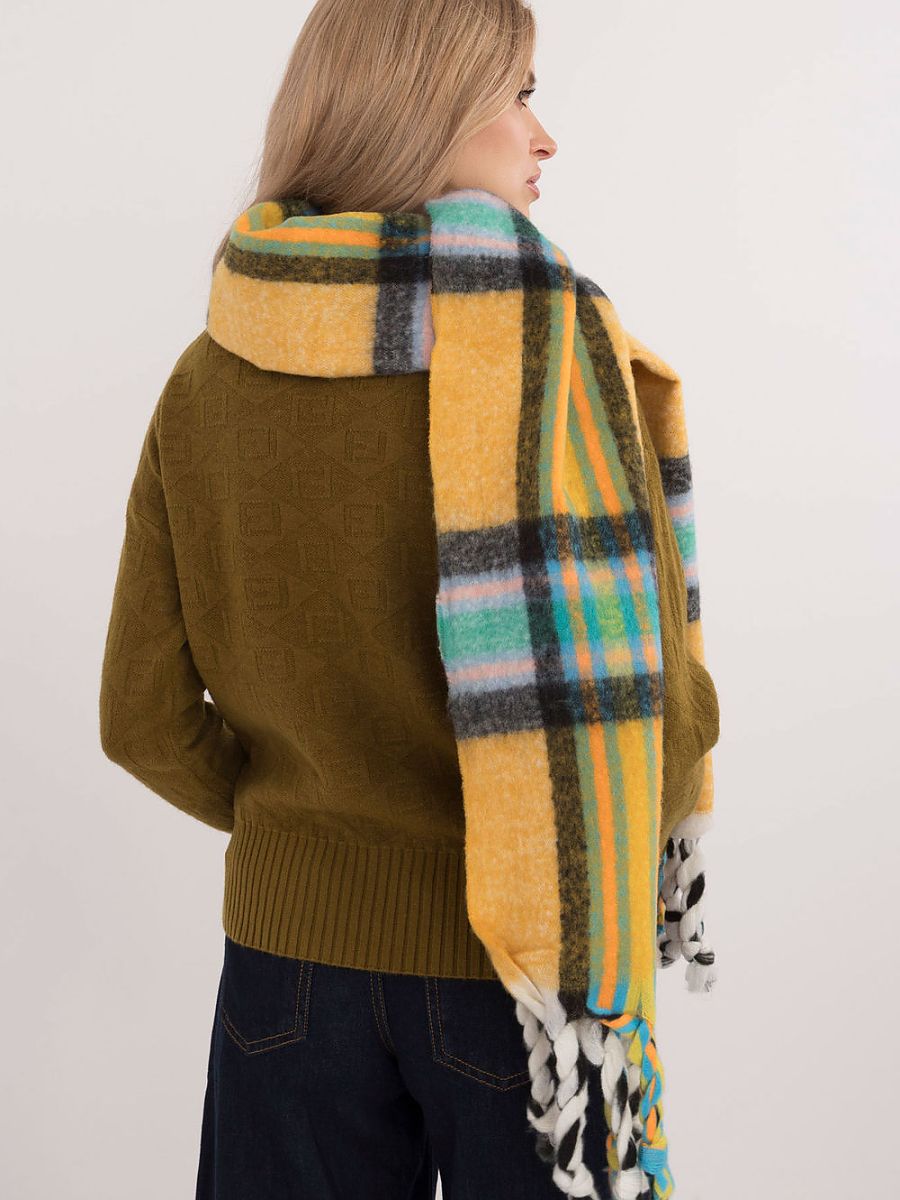 Shawl model 202584 AT-2