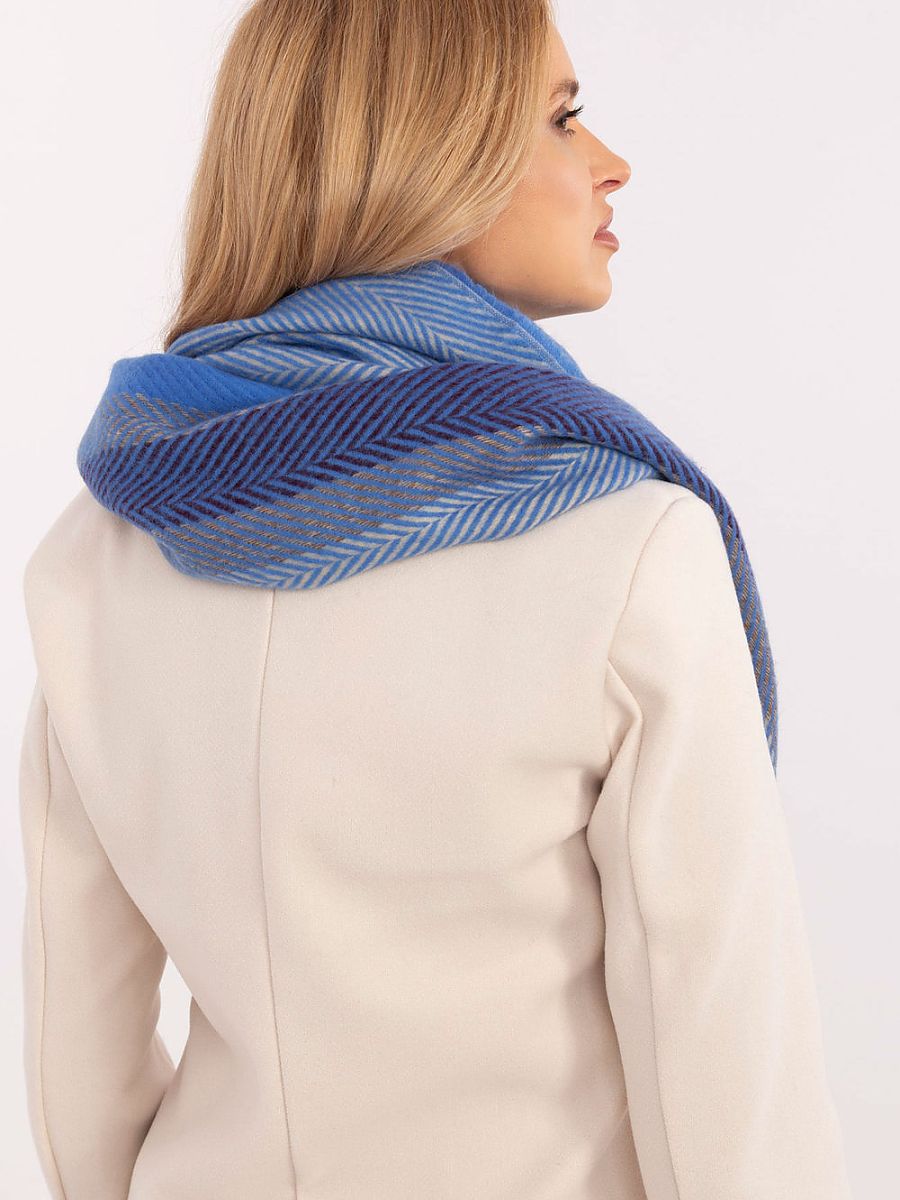 Shawl model 206040 AT-2