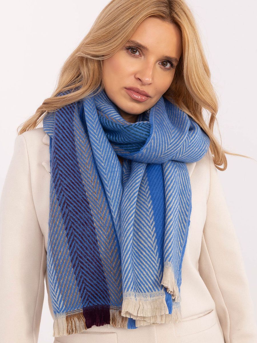 Shawl model 206040 AT-3